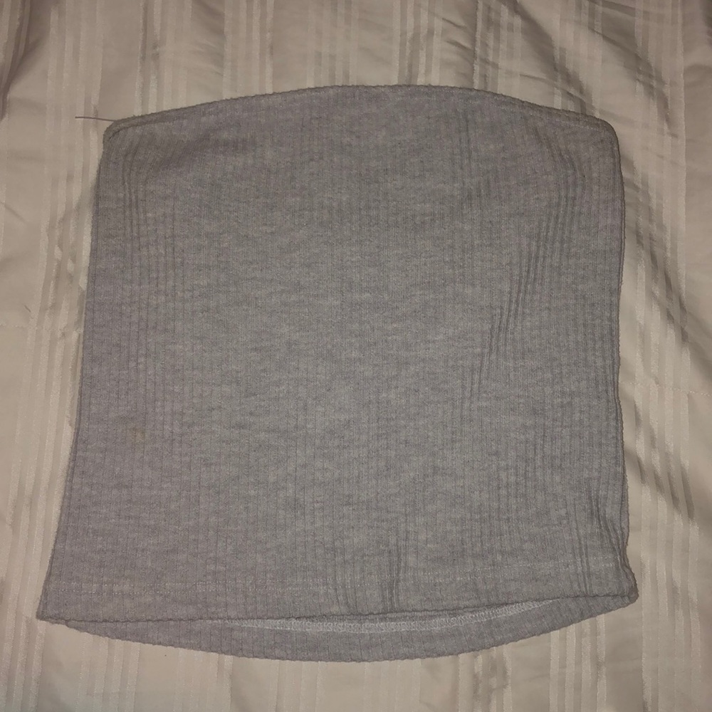 grey tube top